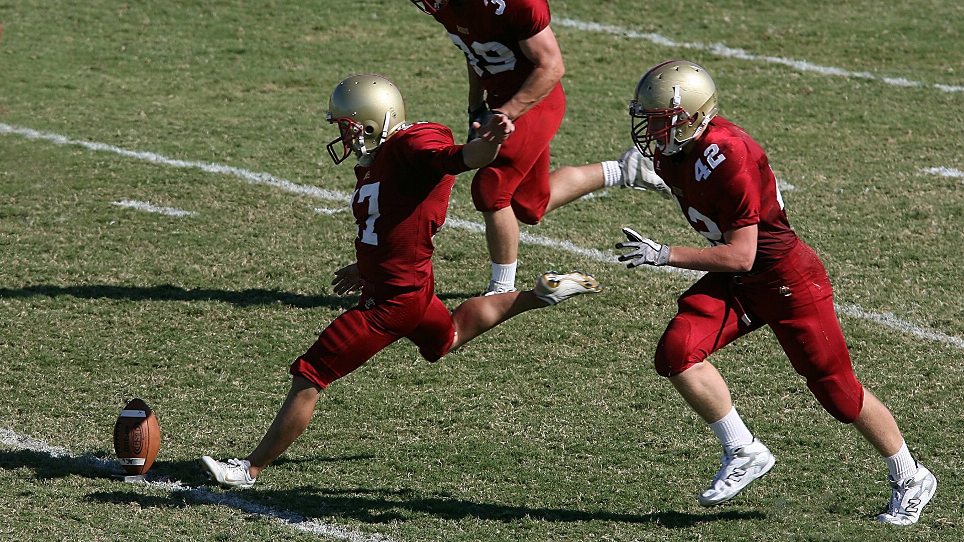 爱游戏中国官方登录入口网站-欧冠现场：揭秘室外大型屏幕的魔力，欧冠显示器